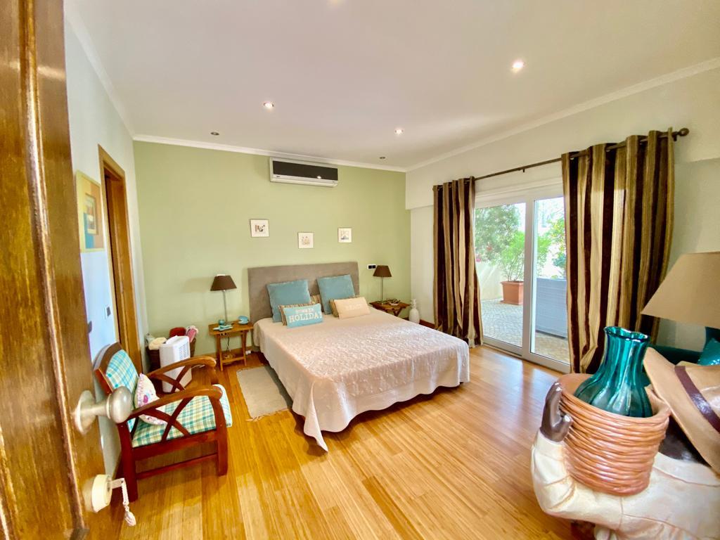 VENDIDA PELA 'TA MAISON DE RÊVE'