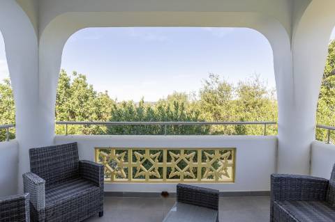 Propriedade excecional de 4 quartos com vistar mar deslumbrantes