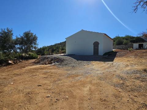 Moradia Térrea V2 com vista mar em construção.