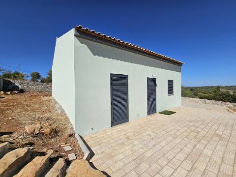 Moradia Térrea V2 com vista mar em construção.