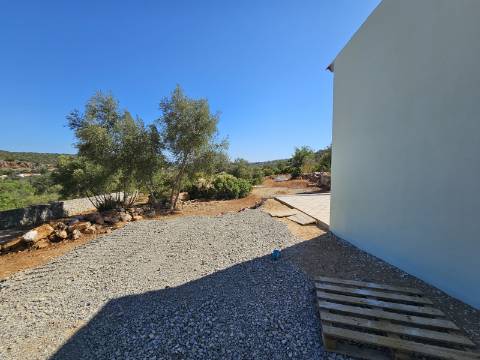 Moradia Térrea V2 com vista mar em construção.