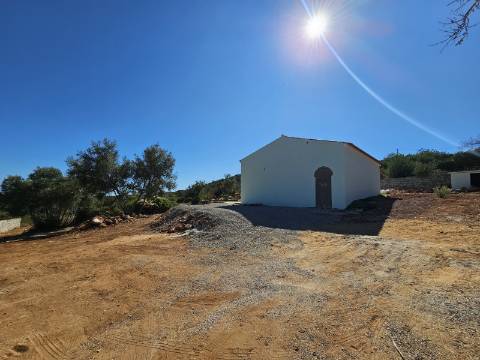 Moradia Térrea V2 com vista mar em construção.