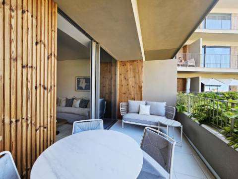 Apartamento excecional com vista mar