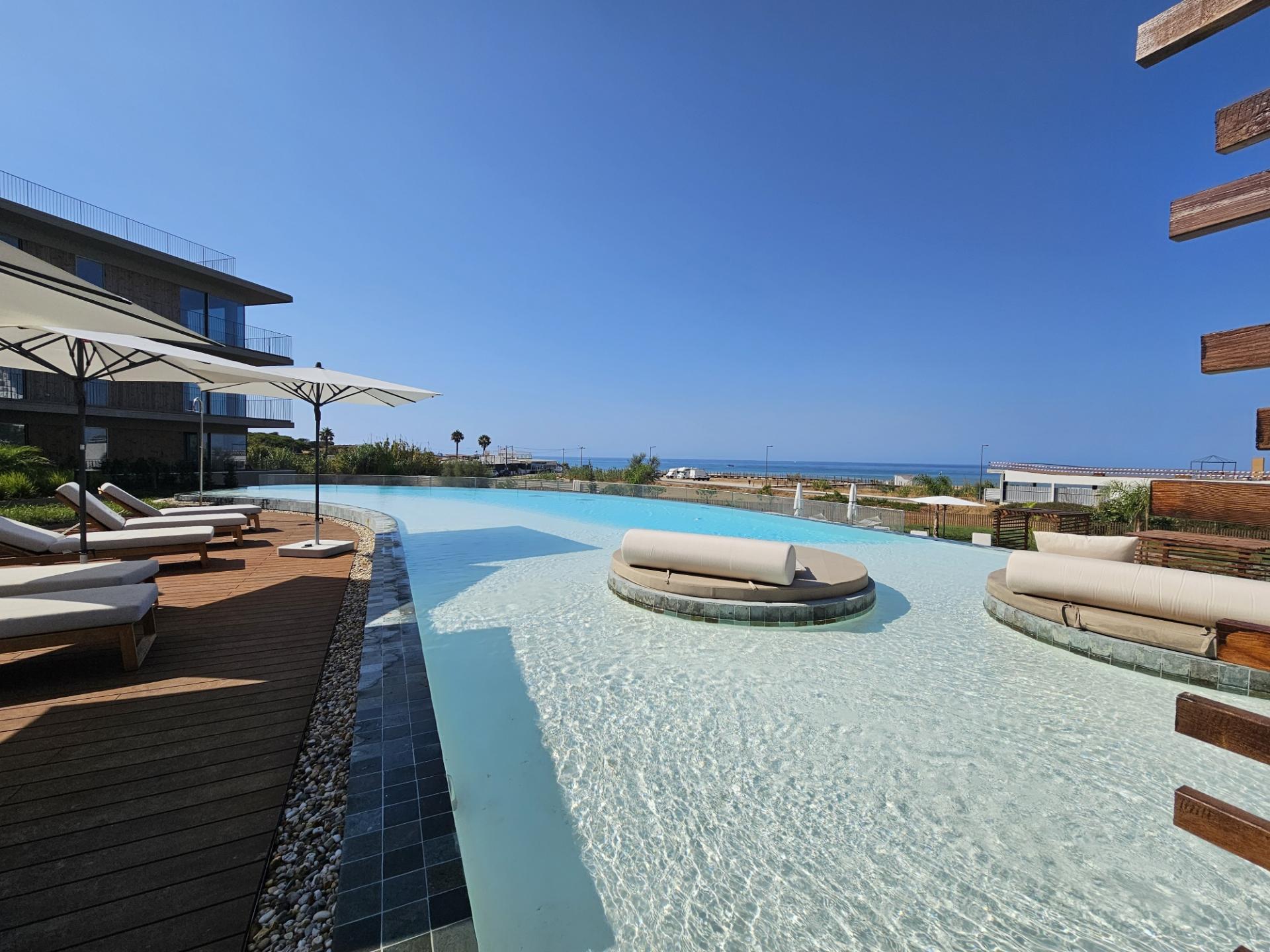 Apartamento excecional com vista mar