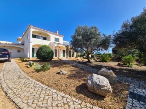 VENDIDA PELA ' TA MAISON DE RÊVE'