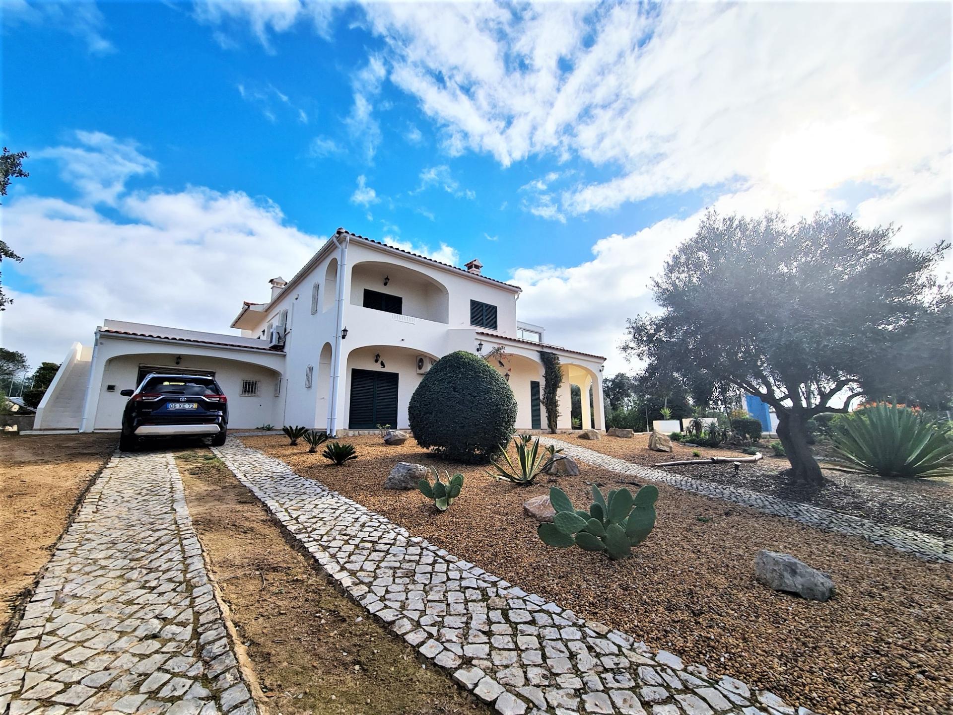 VENDIDA PELA ' TA MAISON DE RÊVE'