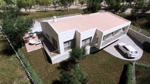 2 terrenos para venda em Javali, 1 com projecto aprovado.