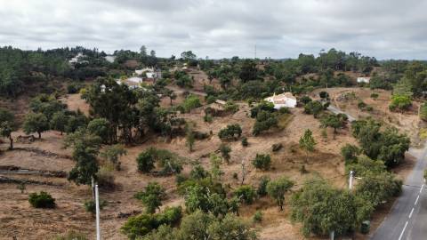 2 terrenos para venda em Javali, 1 com projecto aprovado.