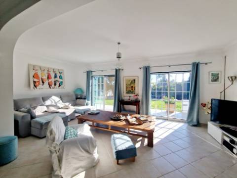 VENDIDA PELA 'TA MAISON DE RÊVE'