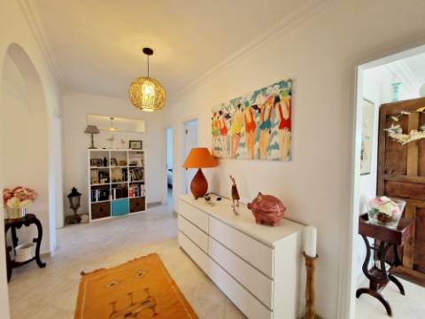 VENDIDA PELA 'TA MAISON DE RÊVE'