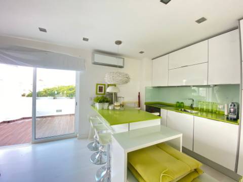 VENDIDA PELA 'TA MAISON DE RÊVE'