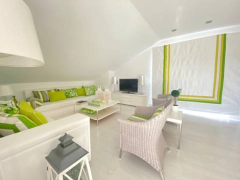 VENDIDA PELA 'TA MAISON DE RÊVE'