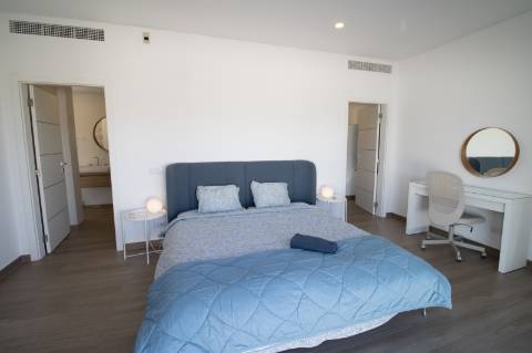 Magnifica propriedade de 4 quartos com vista mar.