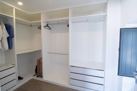 Magnifica propriedade de 4 quartos com vista mar.