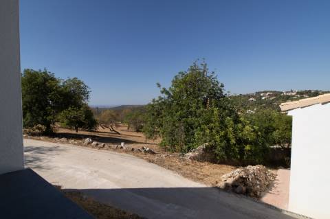 Magnifica propriedade de 4 quartos com vista mar.