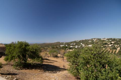 Magnifica propriedade de 4 quartos com vista mar.