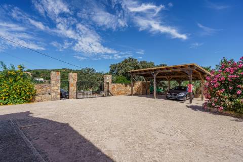 Excelente propriedade de 3 quartos perto de São Bras de Alportel