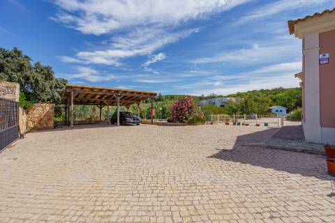 Excelente propriedade de 3 quartos perto de São Bras de Alportel