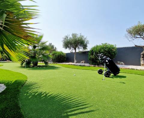 VENDIDA PELA ' TA MAISON DE RÊVE'