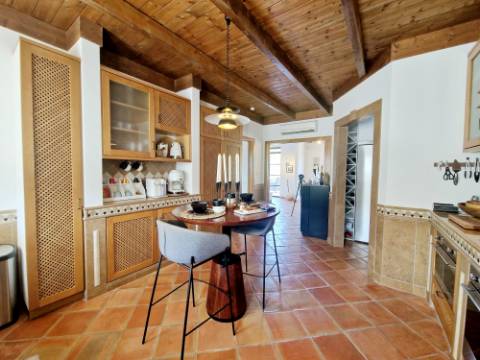 VENDIDA PELA ' TA MAISON DE RÊVE'