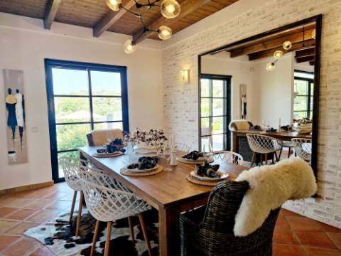 VENDIDA PELA ' TA MAISON DE RÊVE'