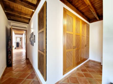 VENDIDA PELA ' TA MAISON DE RÊVE'