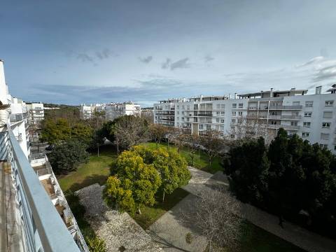 APARTAMENTO T4 PARA VENDA EM LOULÉ ALGARVE