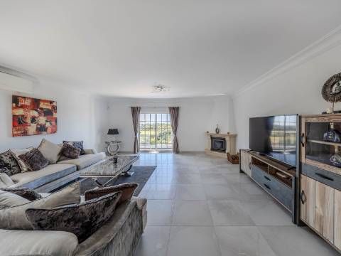 Boliqueime - Moradia Isolada T5 com vista MAR