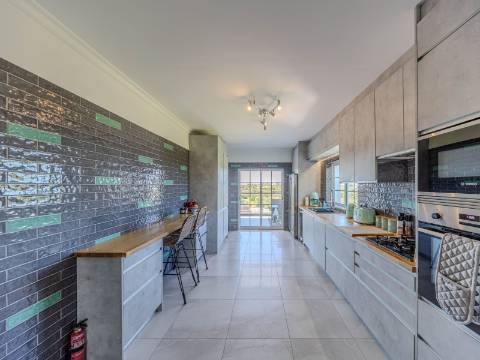 Boliqueime - Moradia Isolada T5 com vista MAR