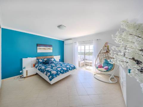 Boliqueime - Moradia Isolada T5 com vista MAR