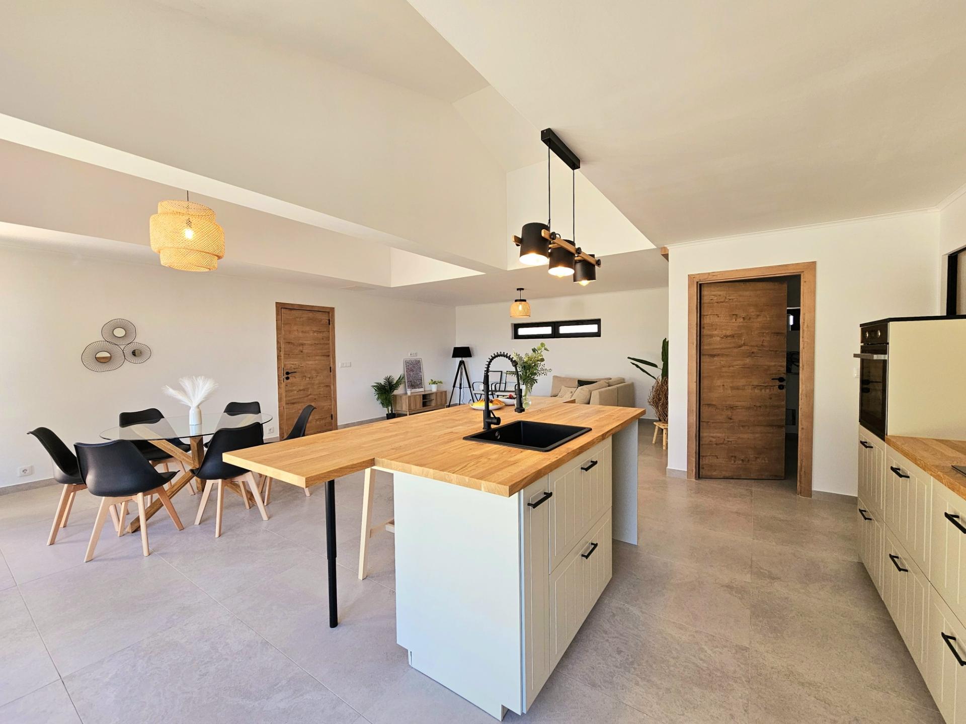 VENDIDA PELA 'TA MAISON DE RÊVE'