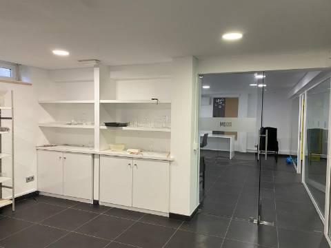 Espaço comercial com excelente localização- Pode ser transformado em casa