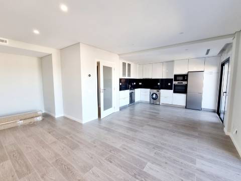 Apartamentos novos em Gambelas, Faro, com acabamentos de luxo