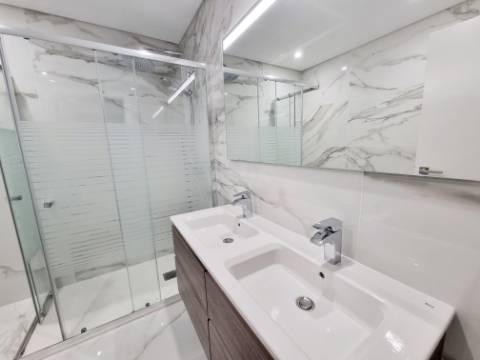 Apartamentos novos em Gambelas, Faro, com acabamentos de luxo