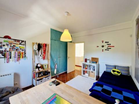 Magnifica propriedade situada a porta da cidade de Tavira em zona urbana.