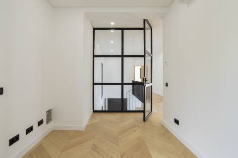 CPCV ASSINADO


Deslumbrante moradia de 4 quartos situada na aldeia de St.Barbara de Nexe.