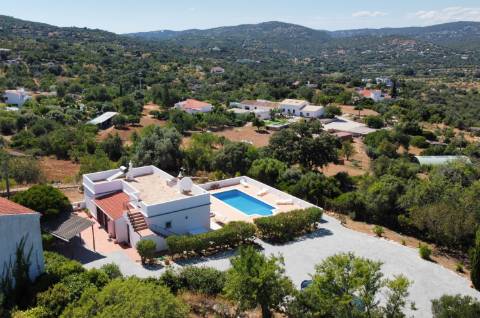 VENDIDA PELA 'TA MAISON DE RÊVE'