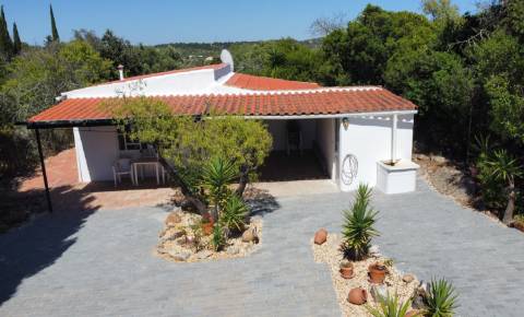 VENDIDA PELA 'TA MAISON DE RÊVE'