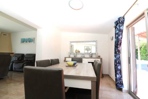 VENDIDA PELA 'TA MAISON DE RÊVE'