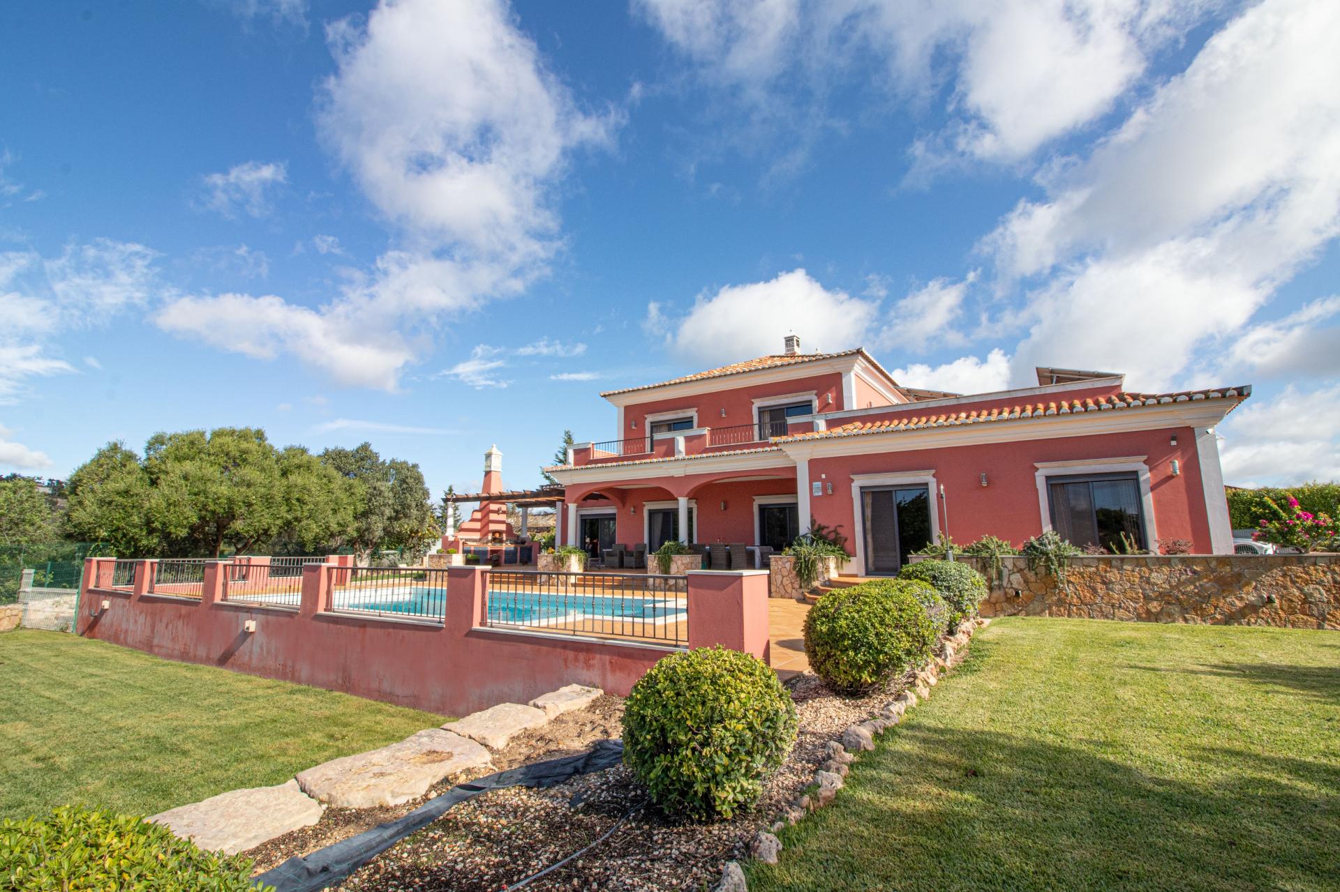 Paraíso Privado com vistas panorâmicas do mar