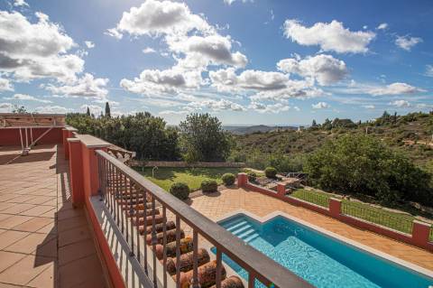 Paraíso Privado com vistas panorâmicas do mar