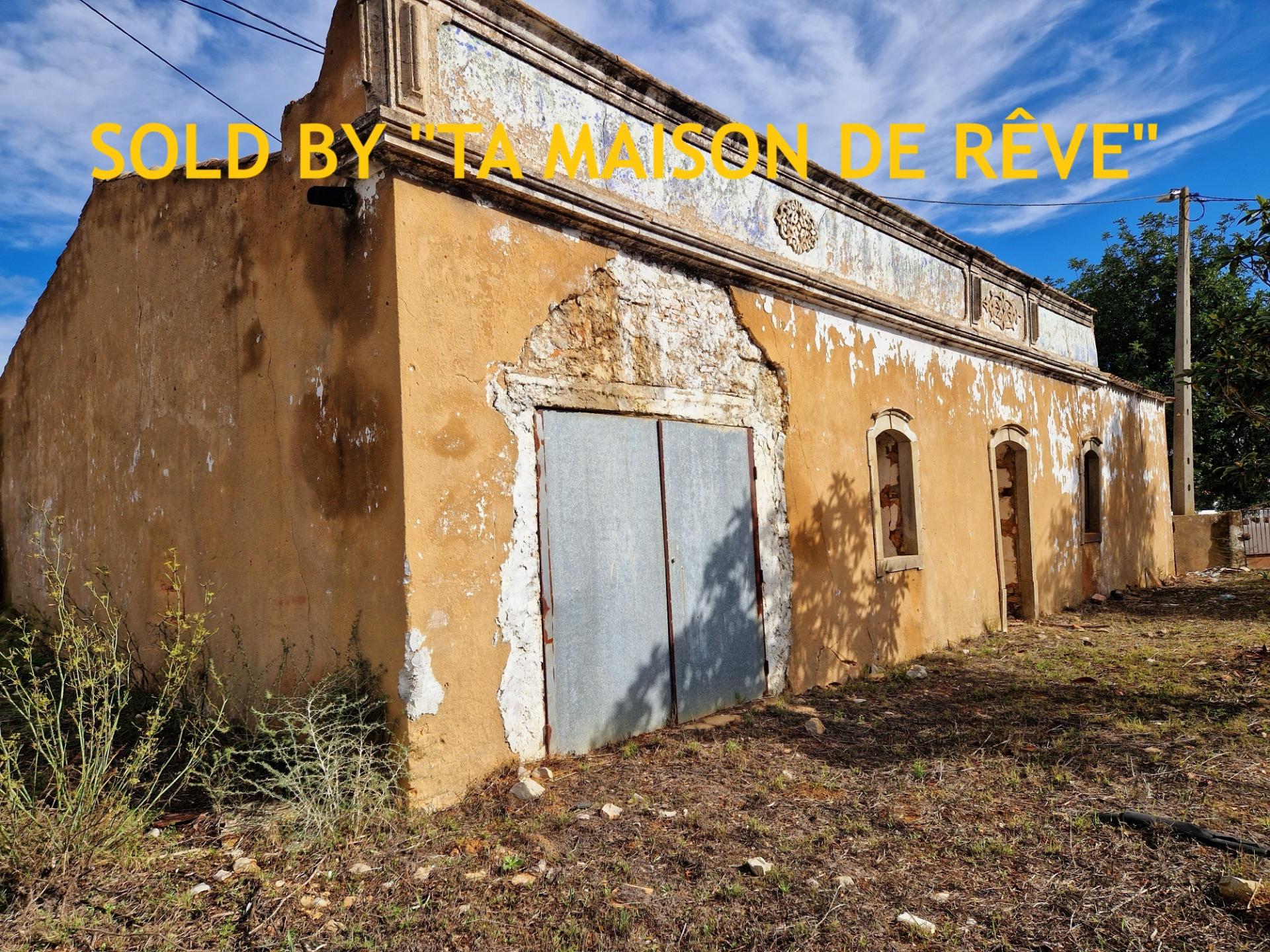 VENDIDA PELA ' TA MAISON DE RÊVE'