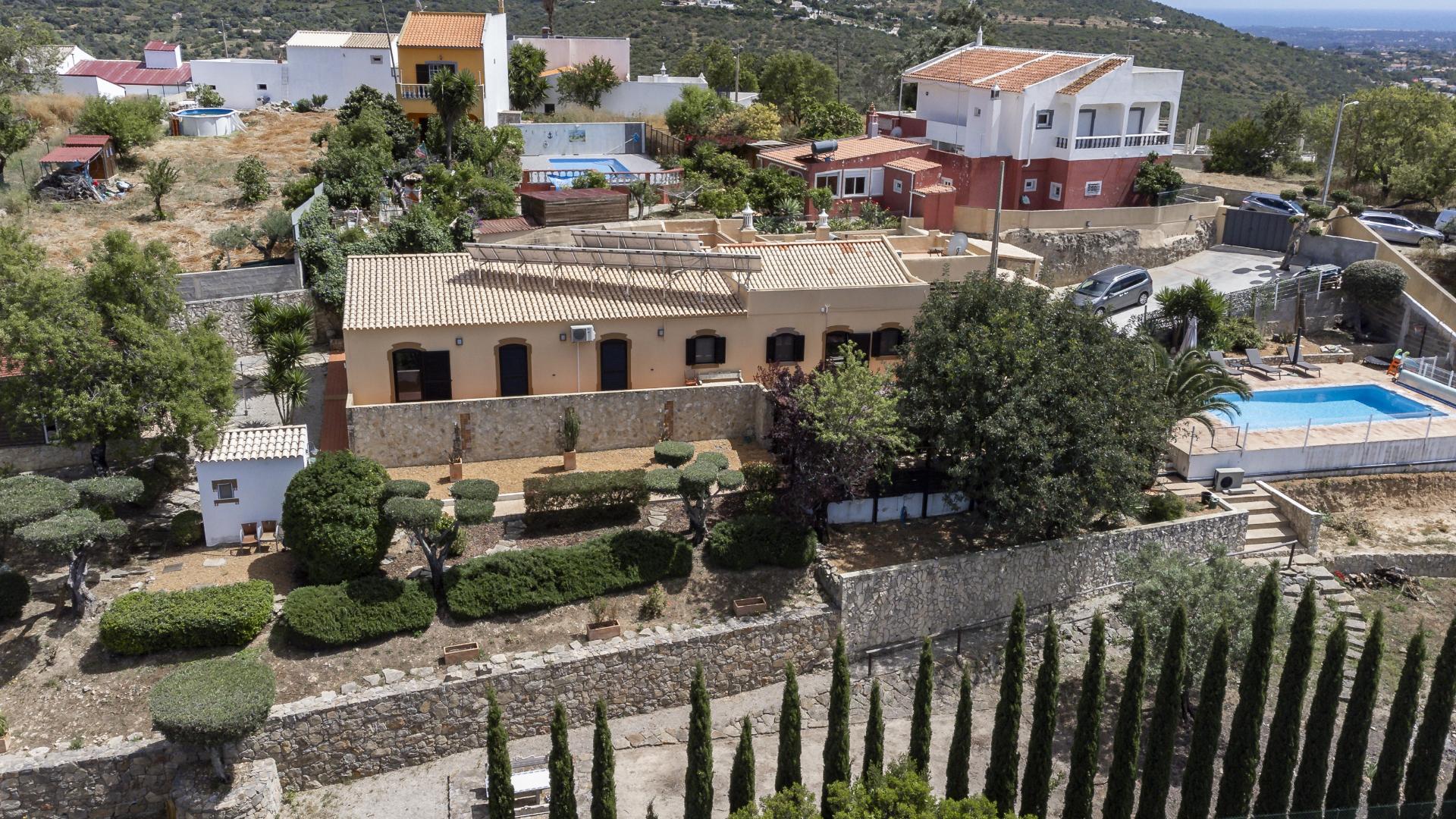 Villa tradicional 3 quartos com piscina em Loulé