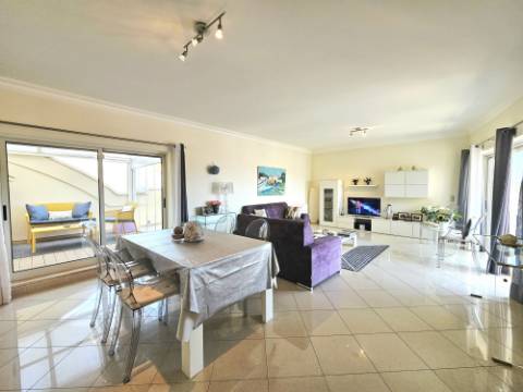 VILAMOURA - Apartemento de 3 quartos a apenas 2 minutos da praia e da marina.