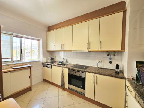 VILAMOURA - Apartemento de 3 quartos a apenas 2 minutos da praia e da marina.