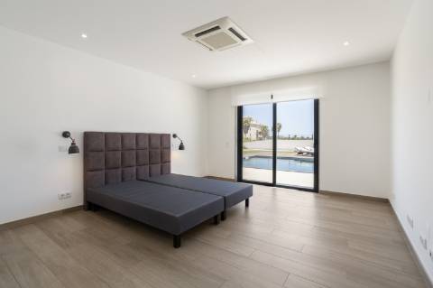 VENDIDA PELA ' TA MAISON DE RÊVE'