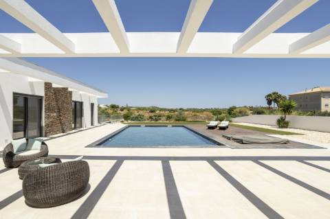 VENDIDA PELA ' TA MAISON DE RÊVE'