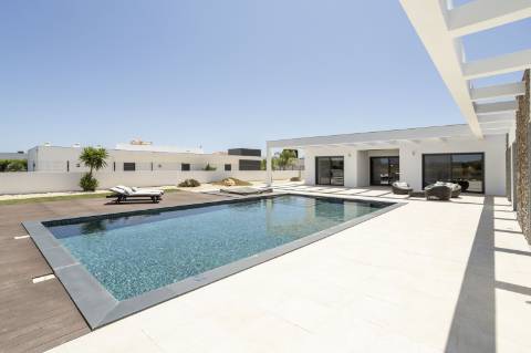 VENDIDA PELA ' TA MAISON DE RÊVE'