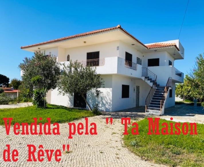 VENDIDA PELA ' TA MAISON DE RÊVE'