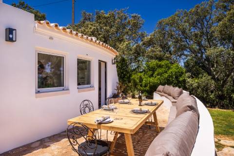 Moinho com casa, piscina e terreno com 12.200m2, em São Brás de Alportel